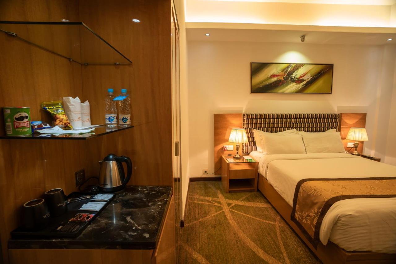 Hotel Bengal Canary Park Дакка Екстер'єр фото